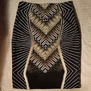 💰4/$15 DEAL! Worthington Black and White Chevron Pencil Skirt